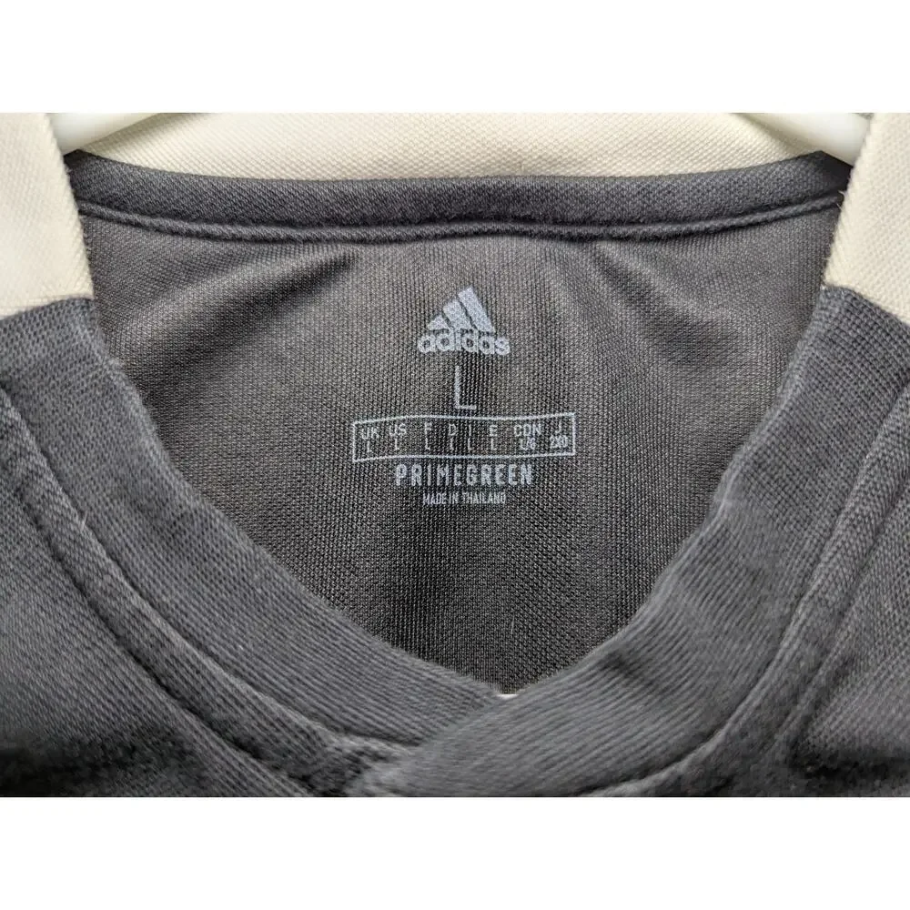 adidas ***approximate measurements
